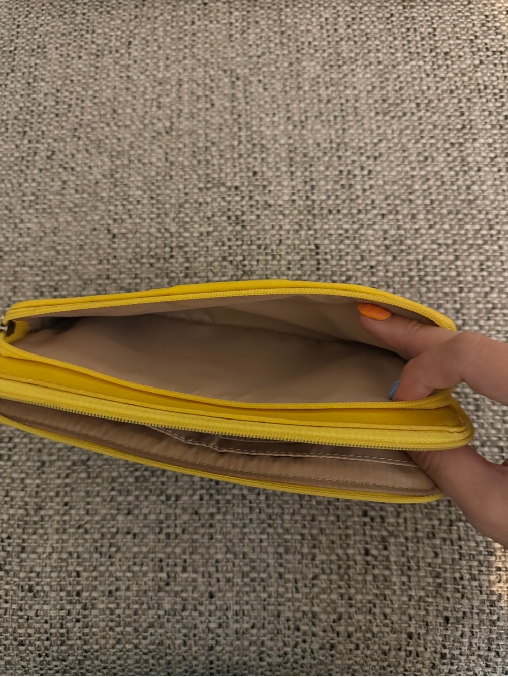 Coach Beige Signature Tote with Yellow Trim and Tan Handles - Picture 12 of 13